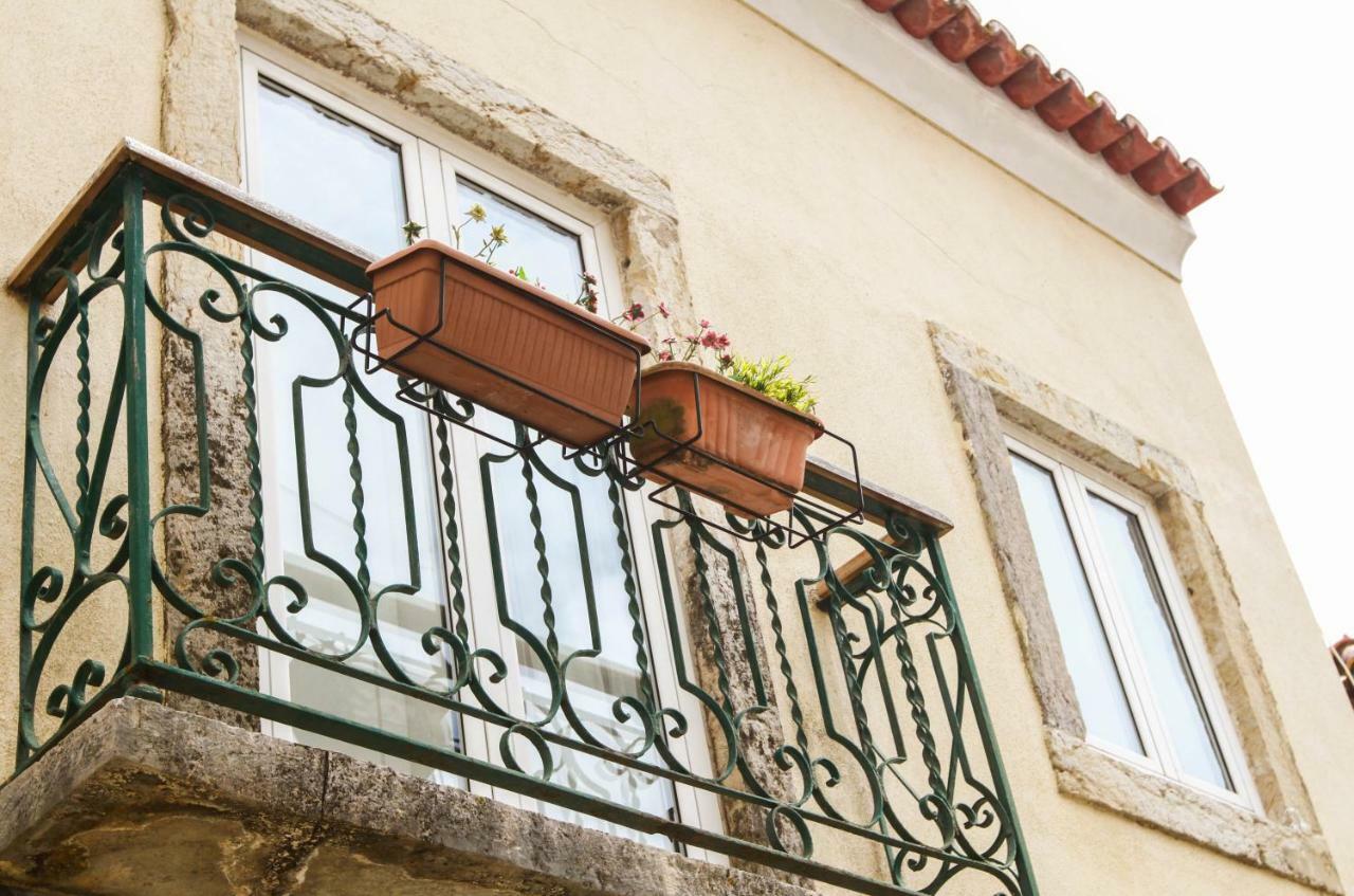 Cozy And Spacious Apartment In Graca, Lisboa Екстериор снимка